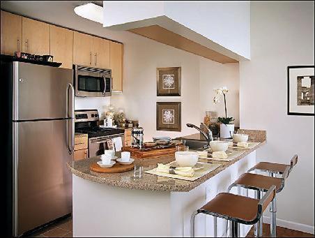 Апартаменты Furnished Quarters At Grove Pointe Джерси-Сити Экстерьер фото