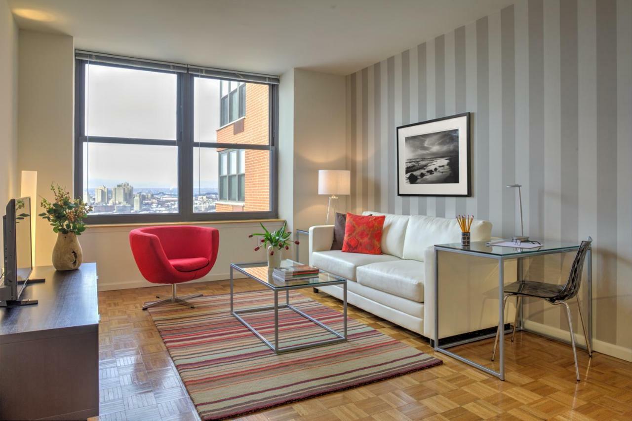 Апартаменты Furnished Quarters At Grove Pointe Джерси-Сити Экстерьер фото